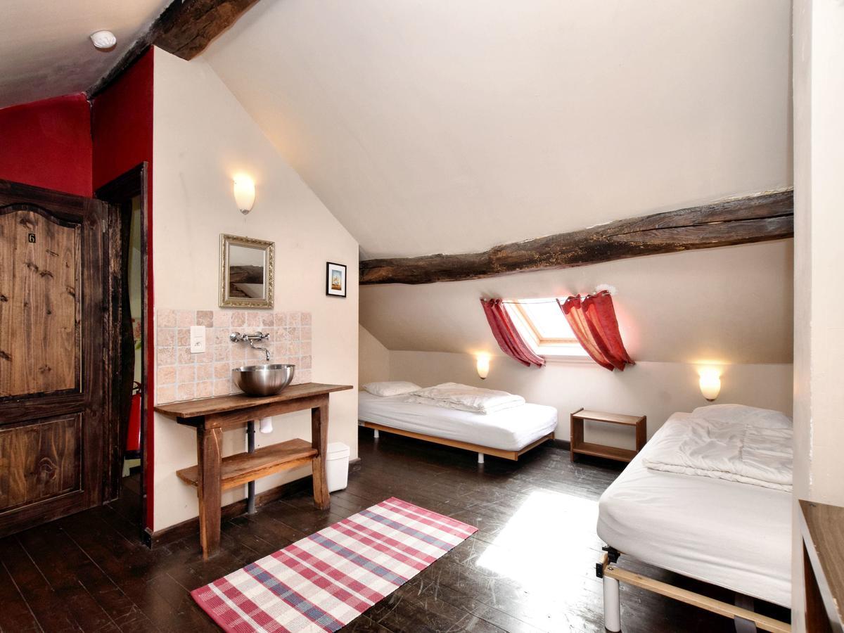 Spacious Holiday Home In Lierneux With Garden Kültér fotó