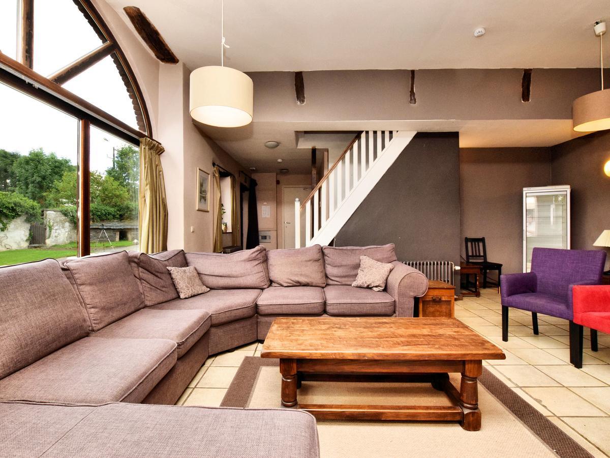 Spacious Holiday Home In Lierneux With Garden Kültér fotó
